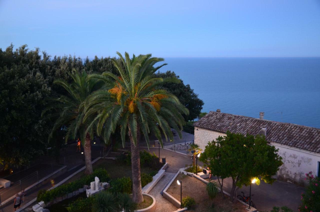 L'Orizzonte Relais Sirolo Hotel Buitenkant foto