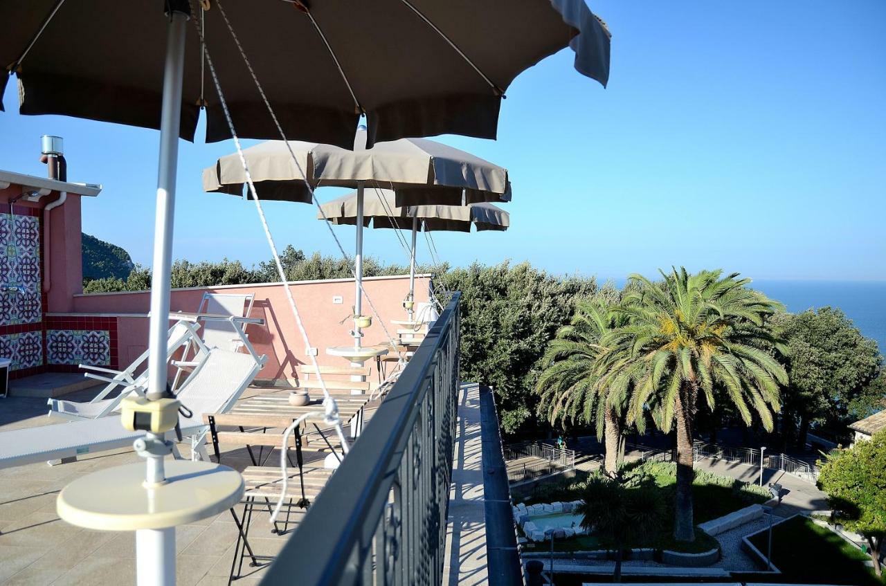 L'Orizzonte Relais Sirolo Hotel Buitenkant foto